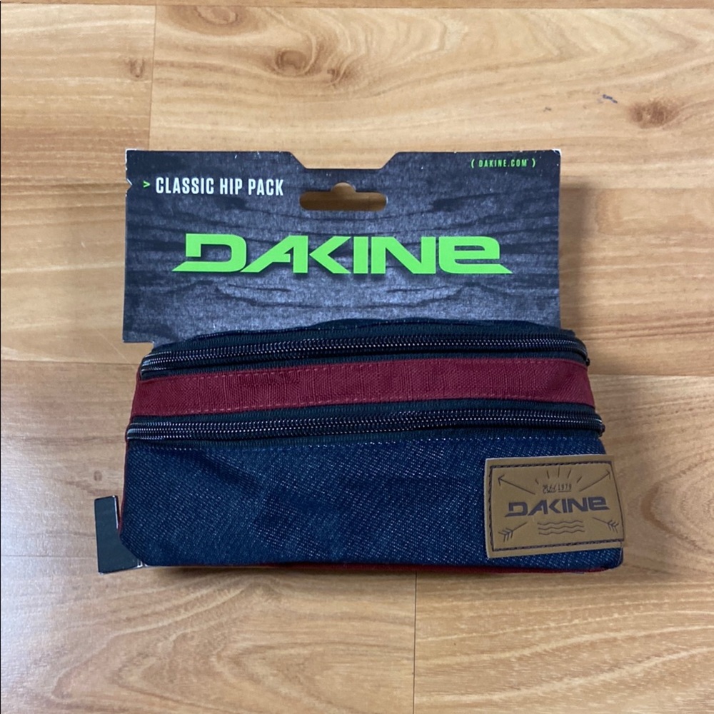 Dakine Classic Hip Pack - Red and Blue